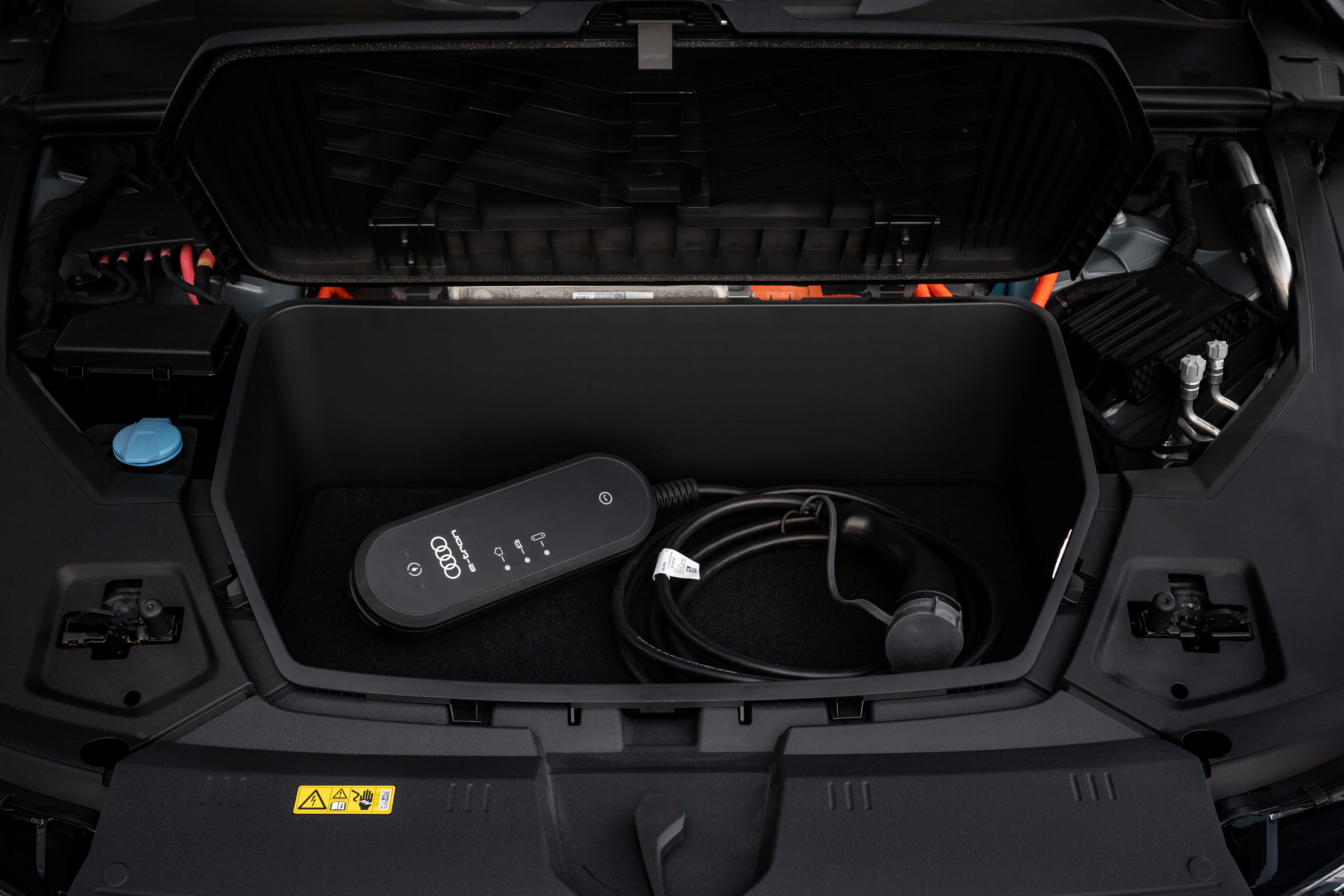 Audi e-tron frunk