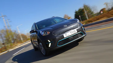 Kia e-Niro - front action