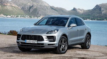 Porsche Macan S - front static