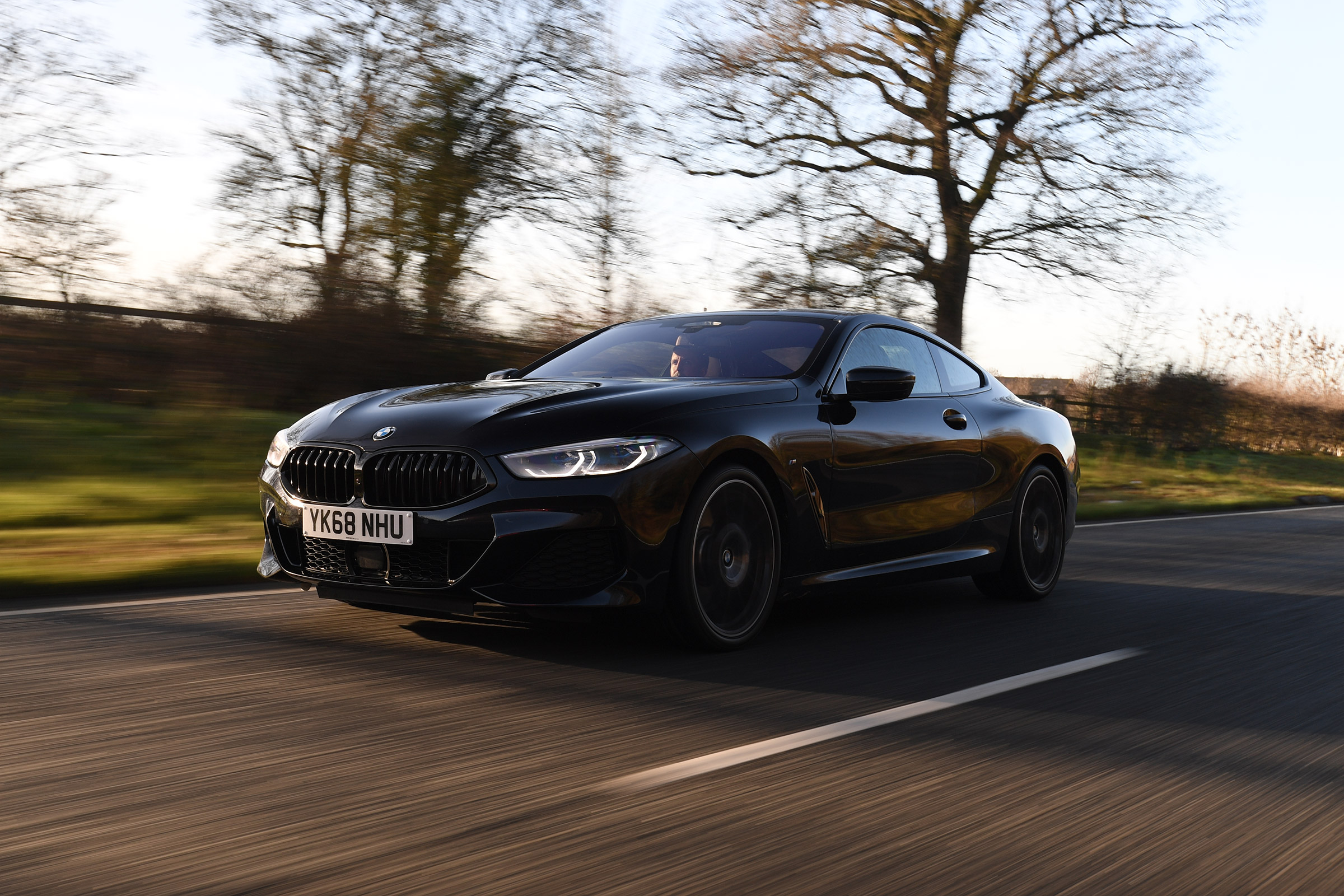 BMW 8 Series - front tracking