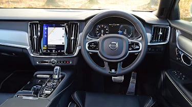 Volvo S90 T8 - dash
