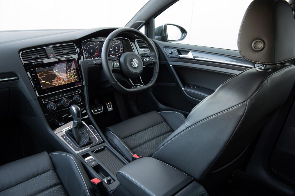 Used Volkswagen Golf R - cabin