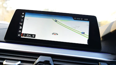 BMW 530e - sat-nav