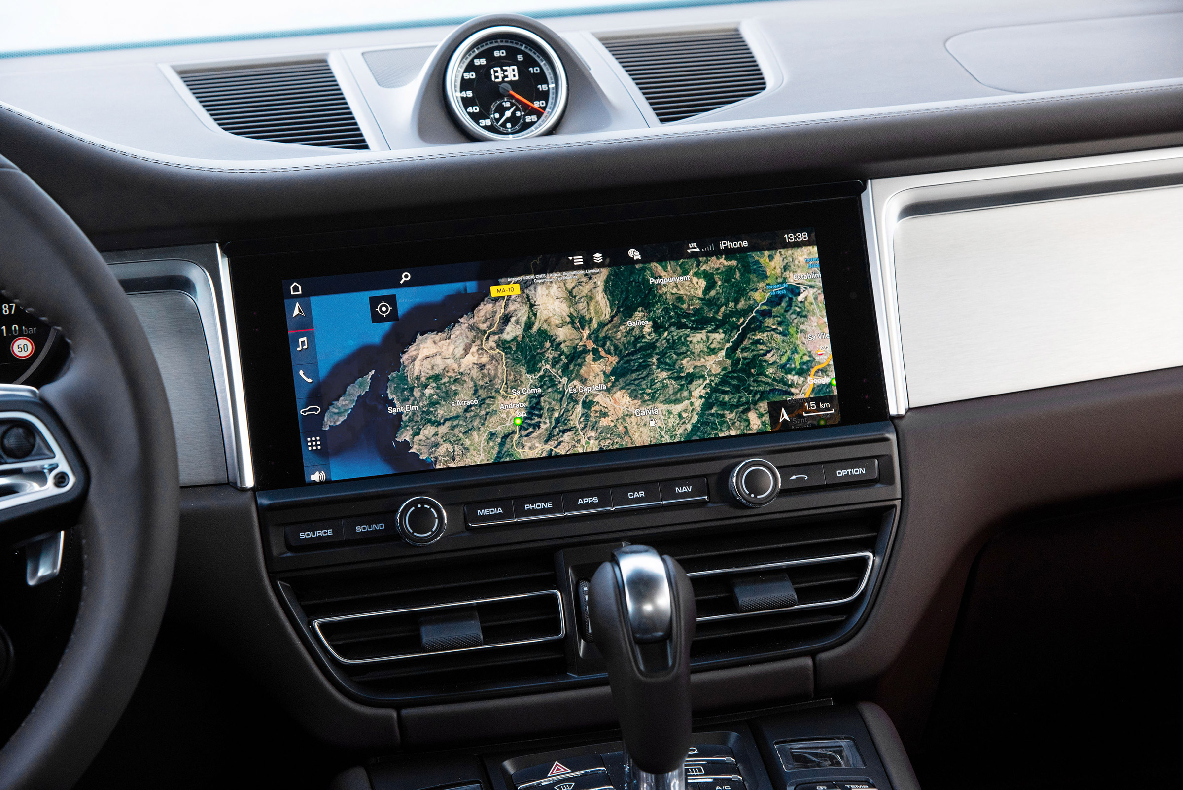 Porsche Macan S - sat-nav