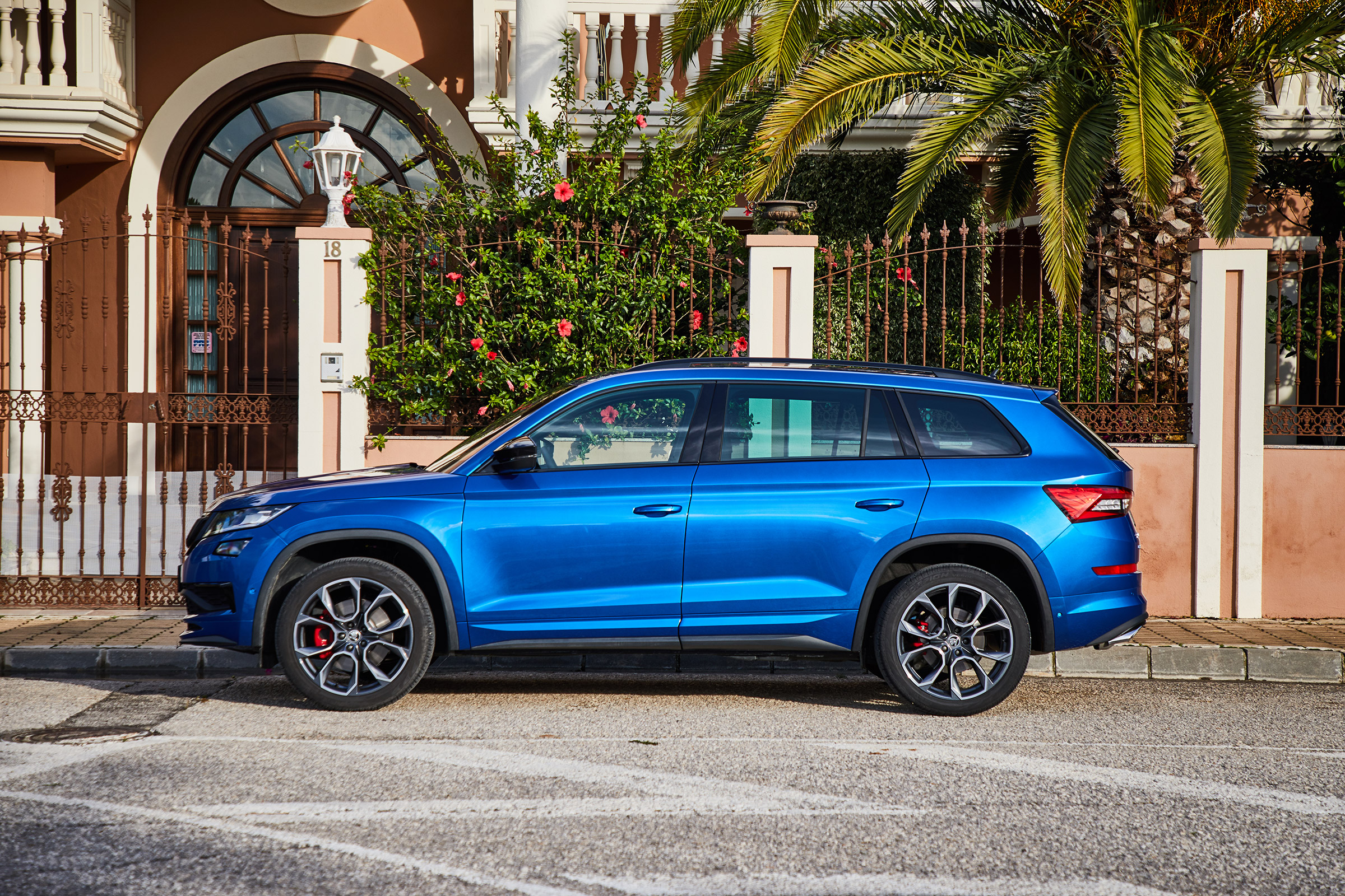 Skoda Kodiaq vRS - side static