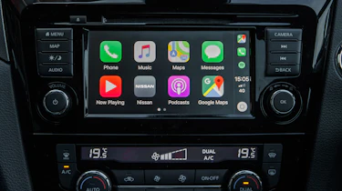 Nissan Qashqai 1.3 DiG-T - Apple CarPlay