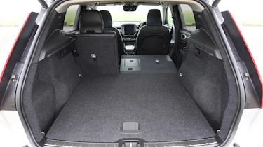 Volvo XC40 T4 - boot