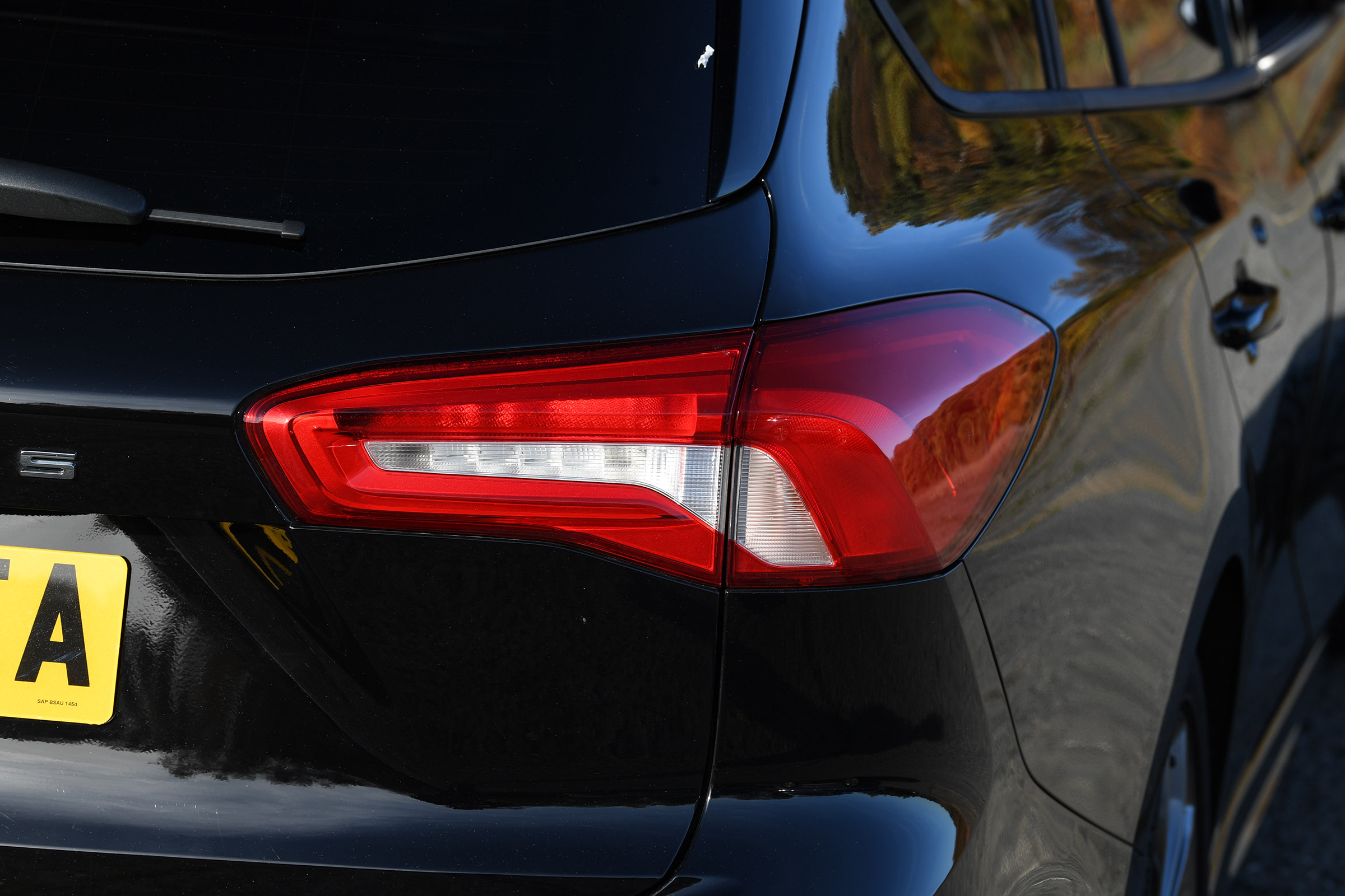 Ford Focus Estate - rear light