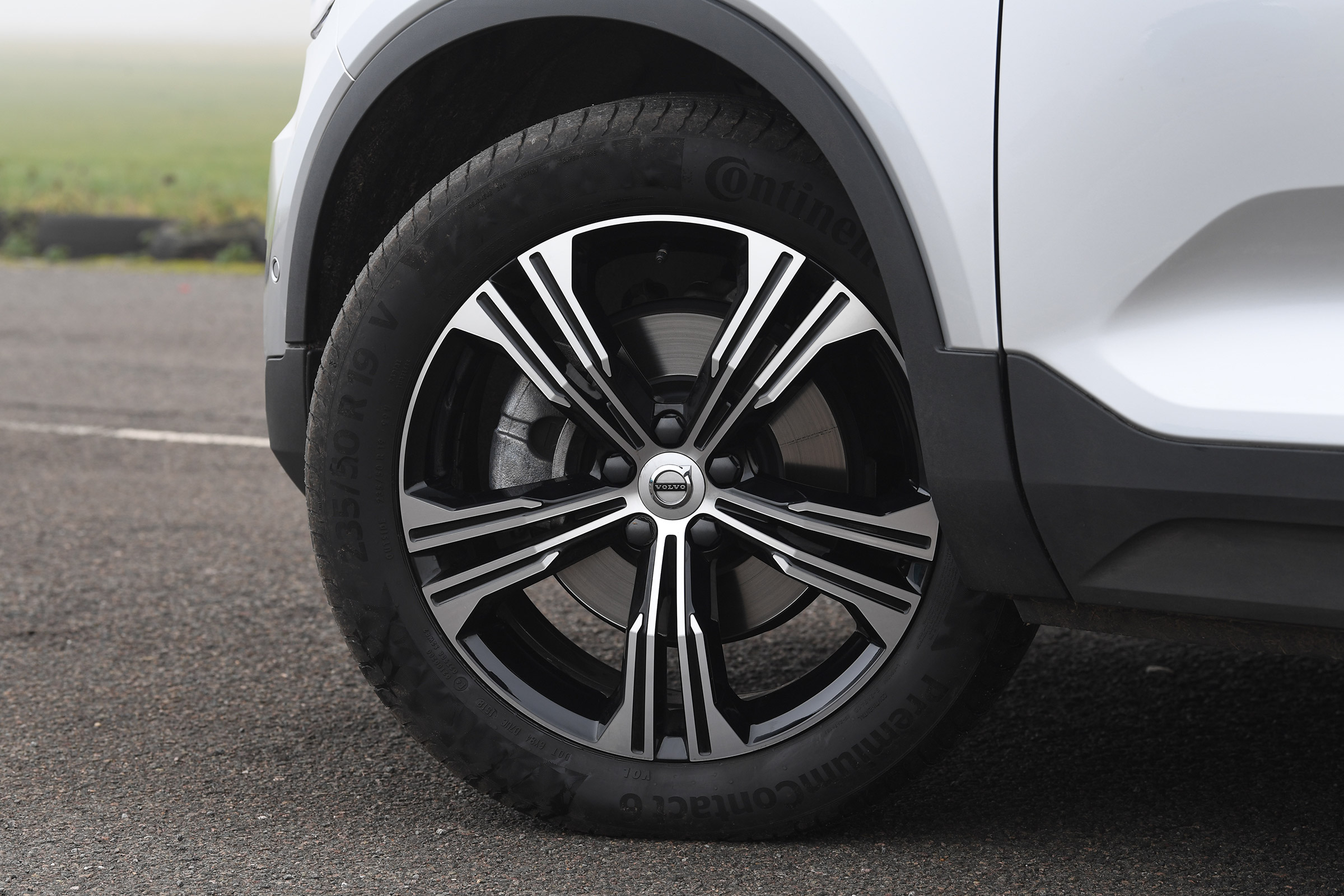 Volvo XC40 T4 - wheel
