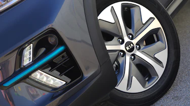 Kia e-Niro - wheel