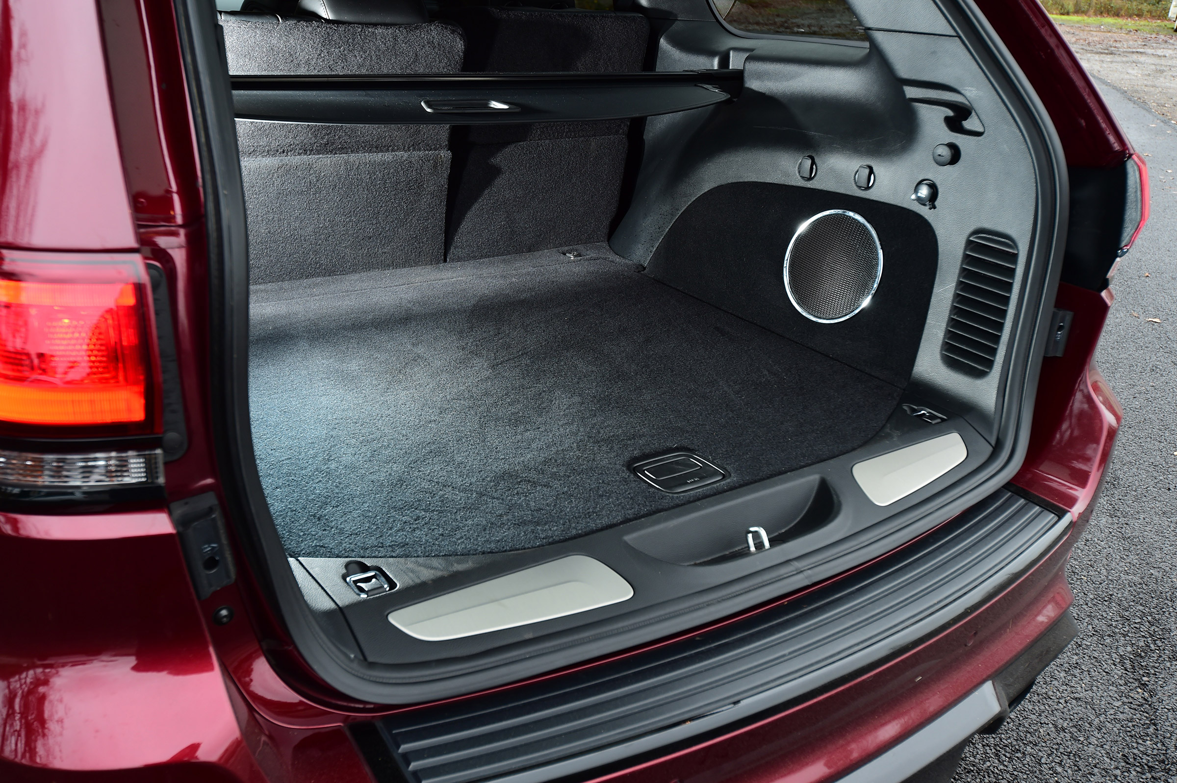 Jeep Grand Cherokee Trackhawk - boot