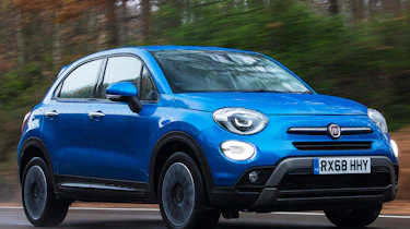 fiat 500x tracking front