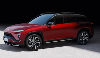 NIO ES6 - front 3/4