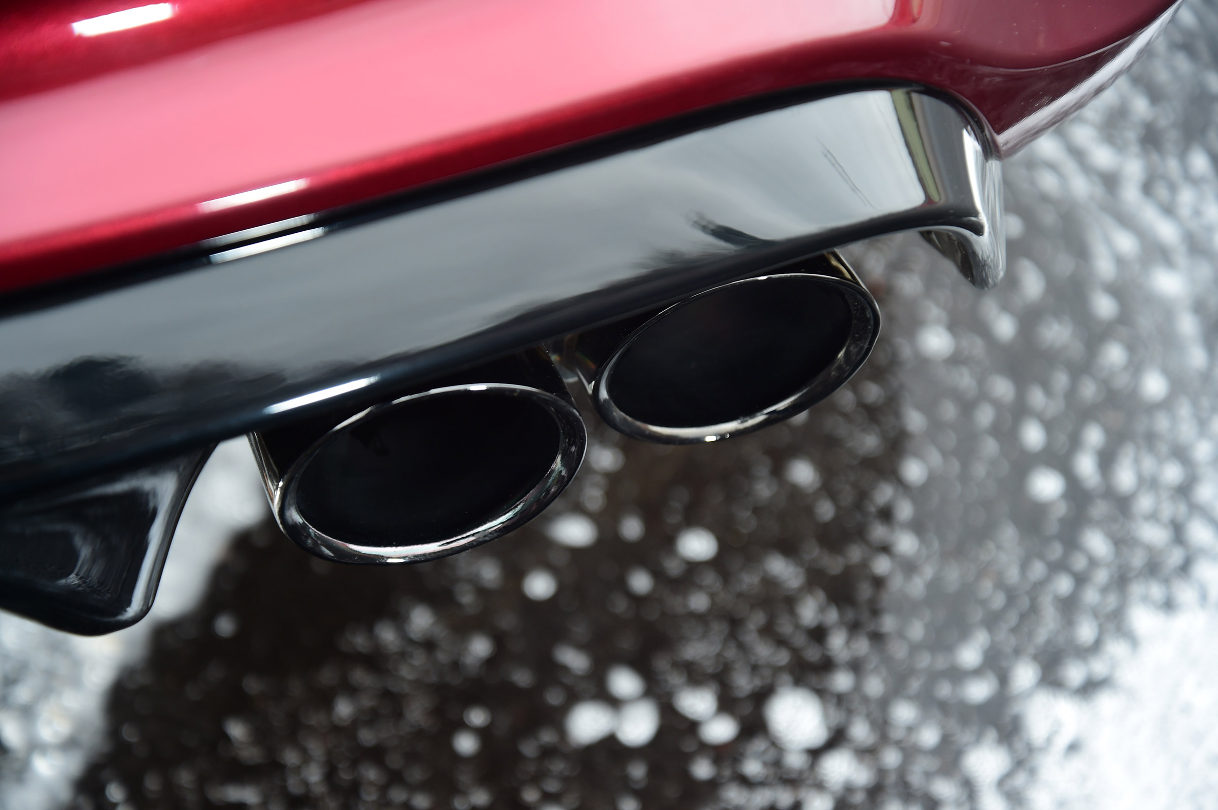 Jeep Grand Cherokee Trackhawk - exhaust