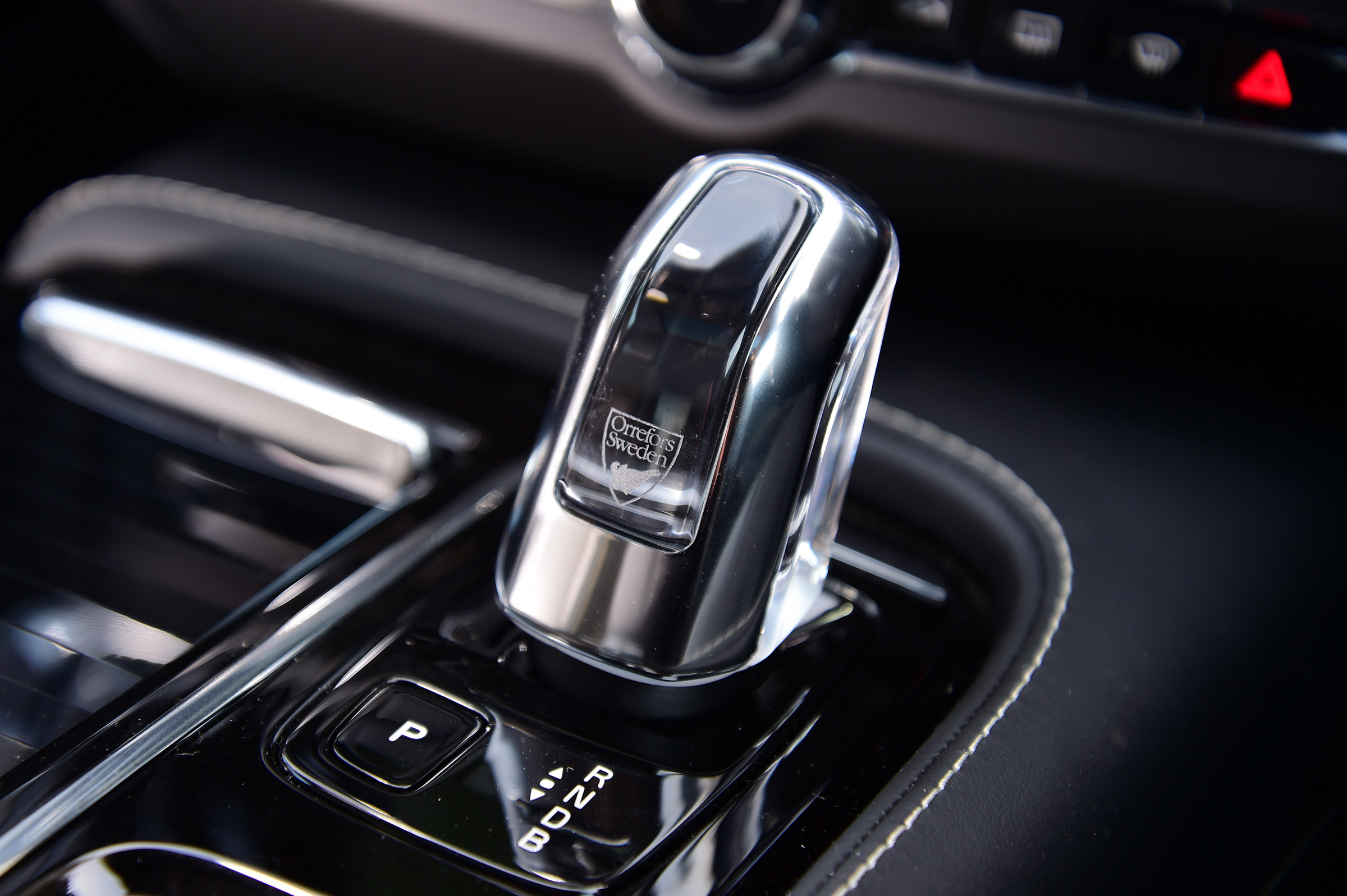 Volvo S90 T8 - transmission