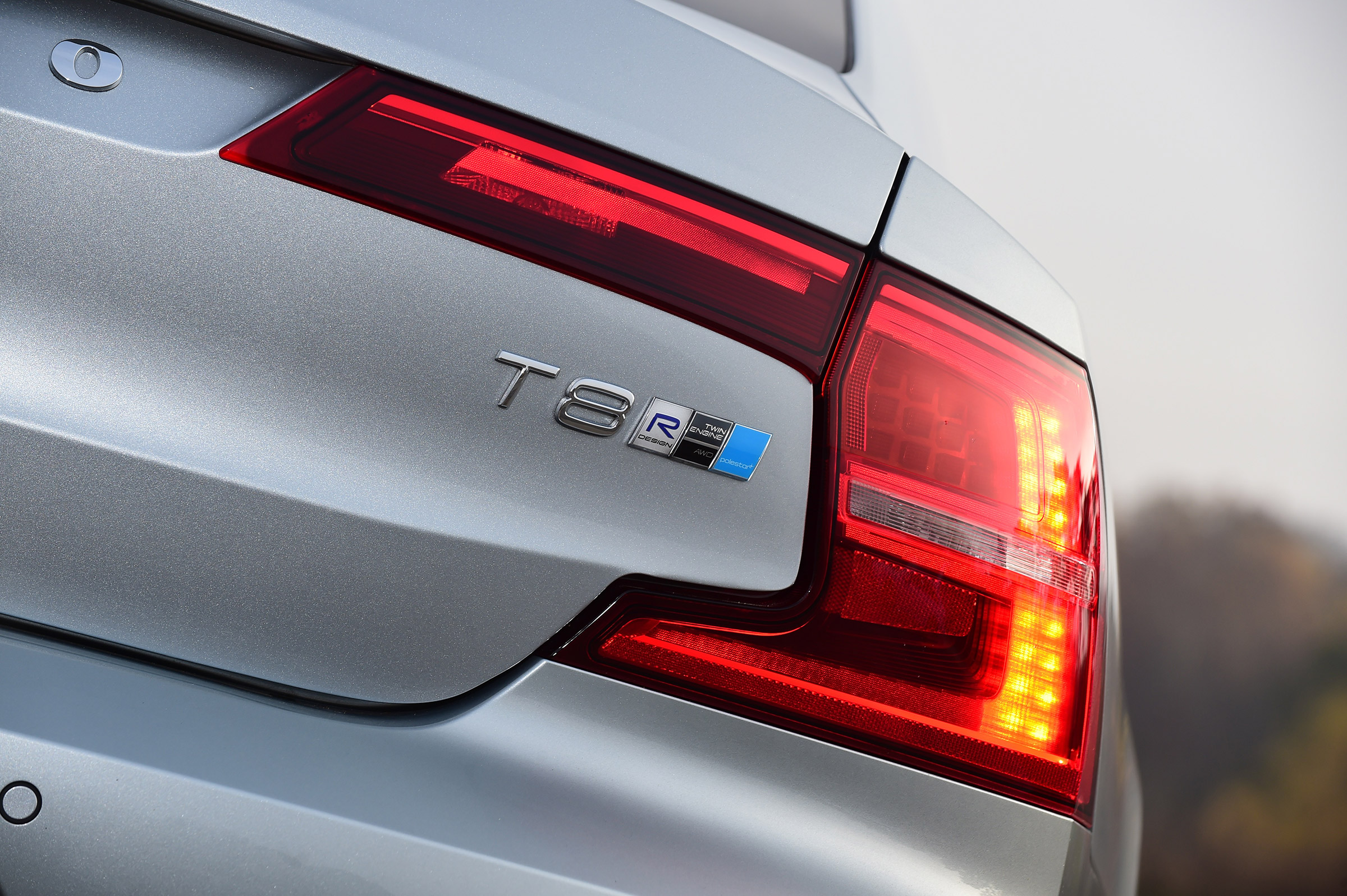 Volvo S90 T8 - rear light