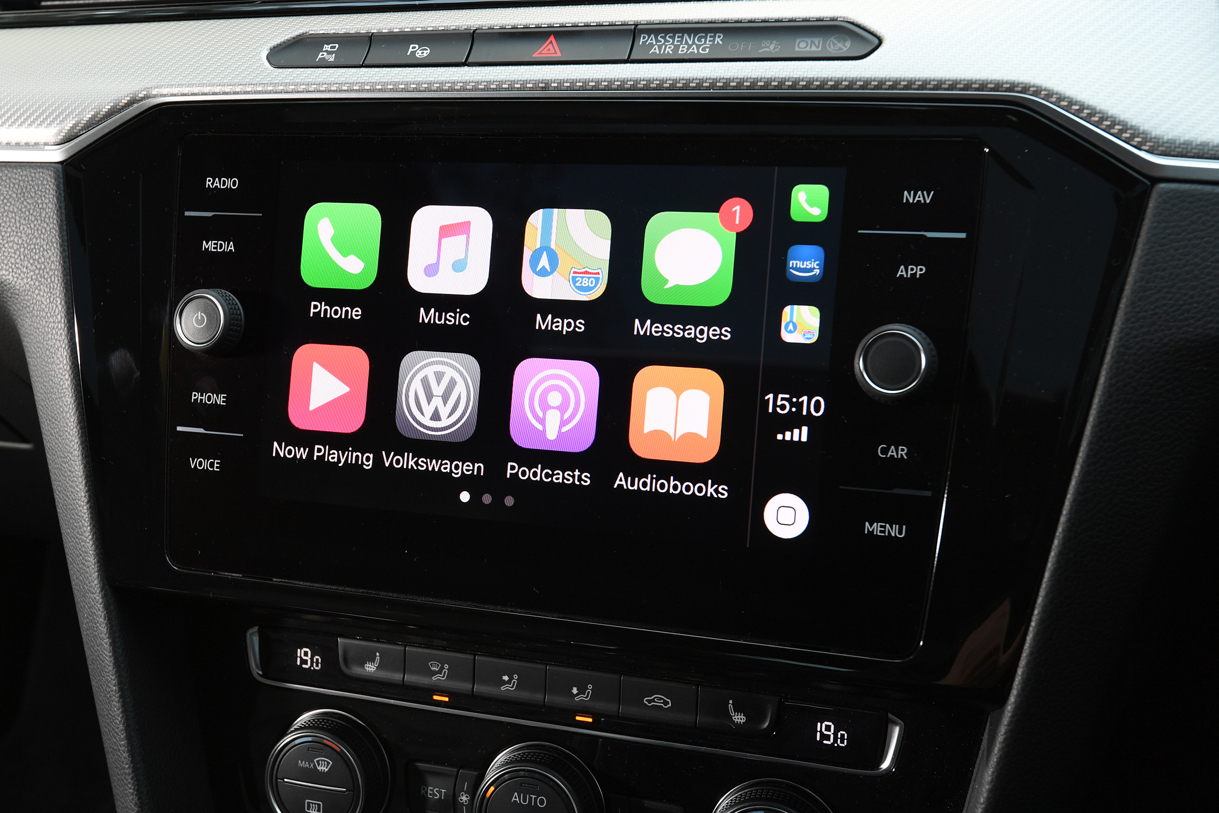 volkswagen arteon infotainment