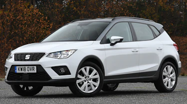 seat arona static front