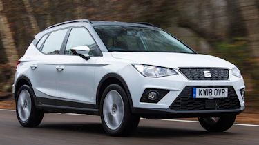 seat arona tracking front