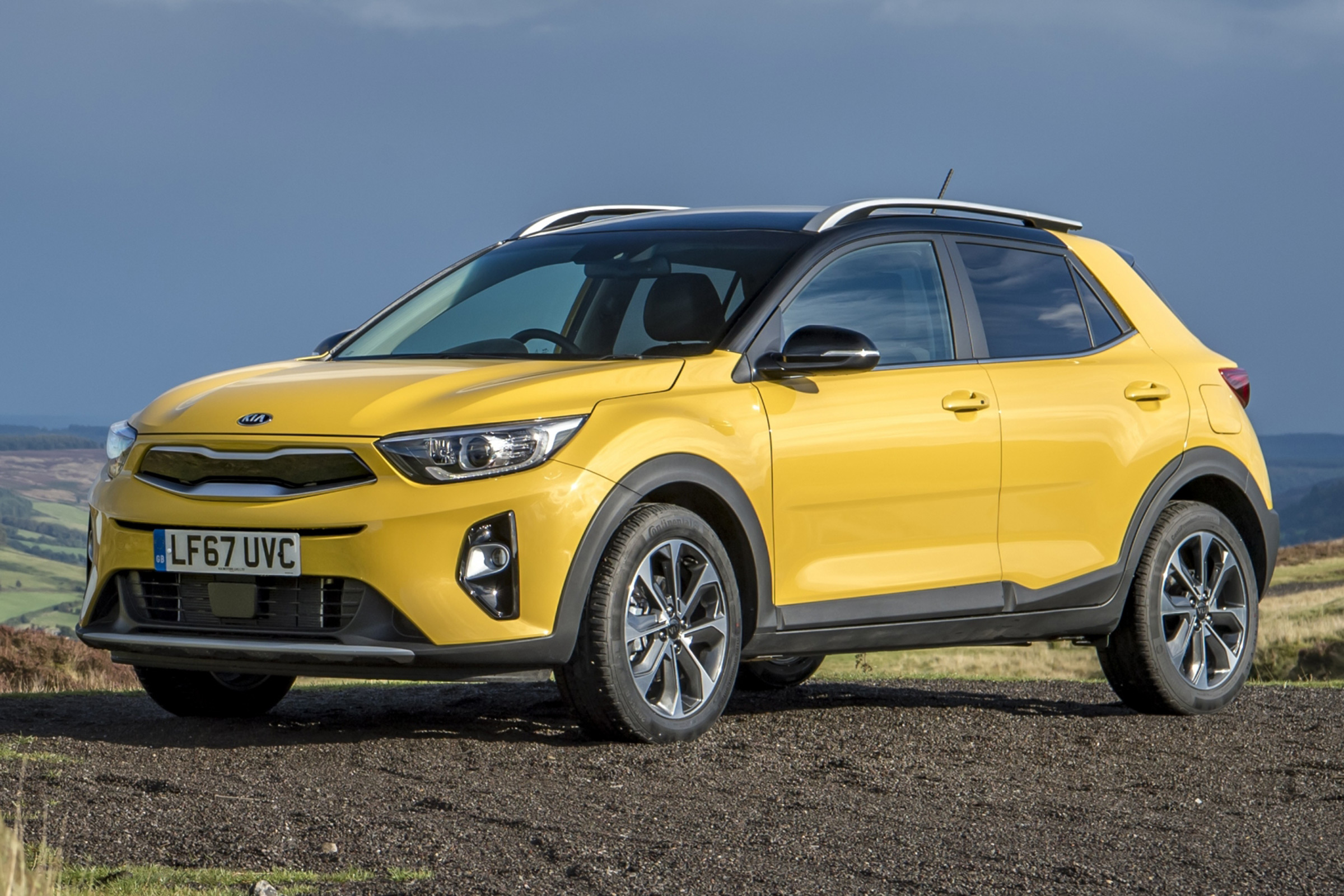 kia stonic static front
