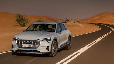 Audi e-tron front tracking