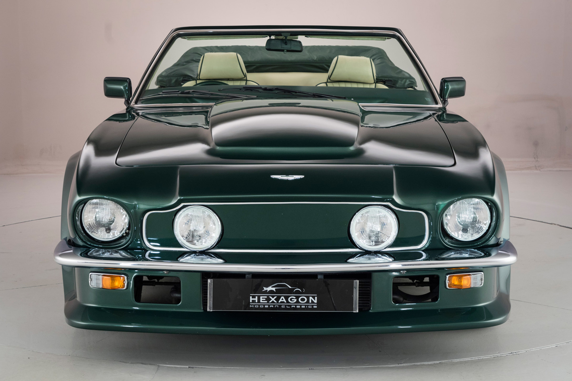 Aston Martin V8 Vantage
