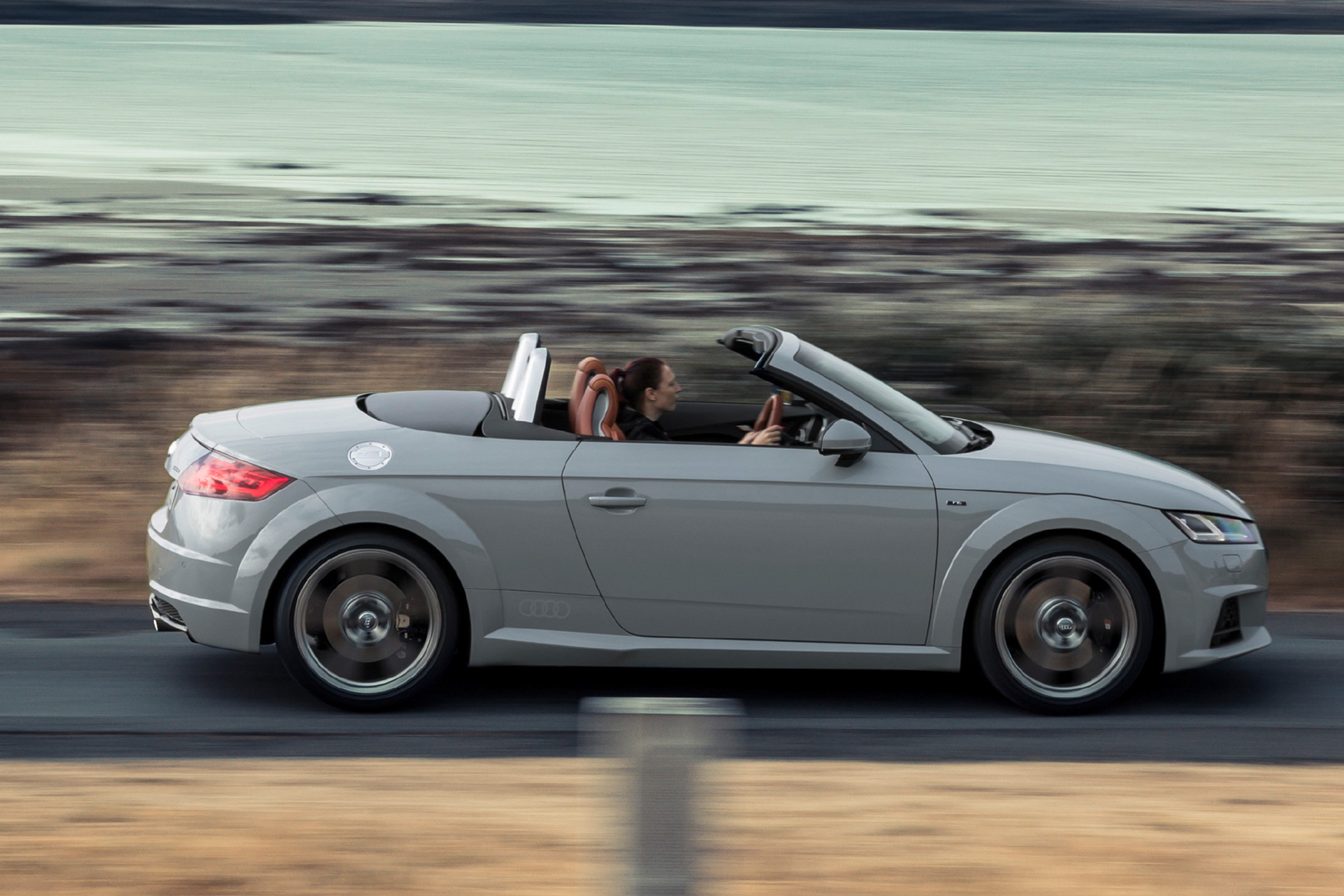 audi tt 20 years edition drive by