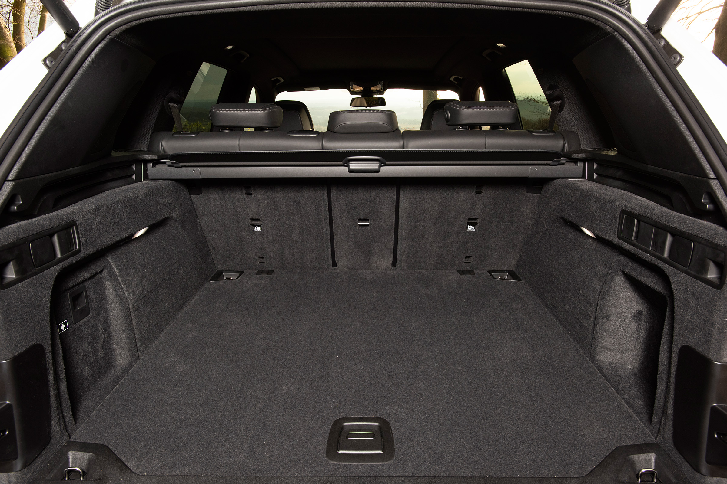 bmw x5 m50d boot