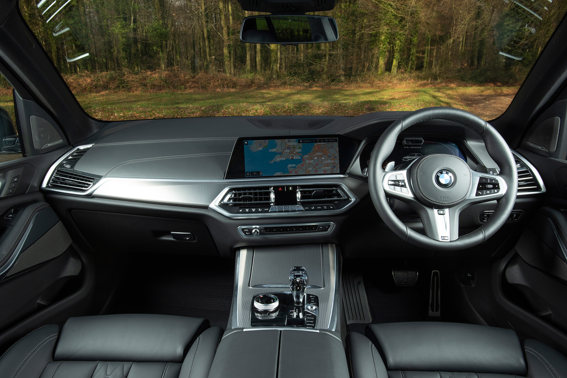bmw x5 m50d interior