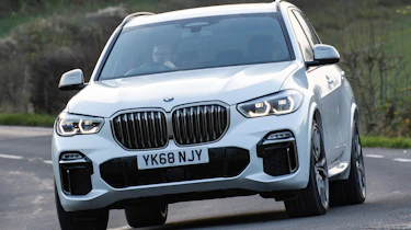 bmw x5 m50d front corner