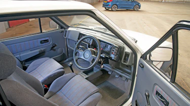Ford Fiesta XR2 - dash