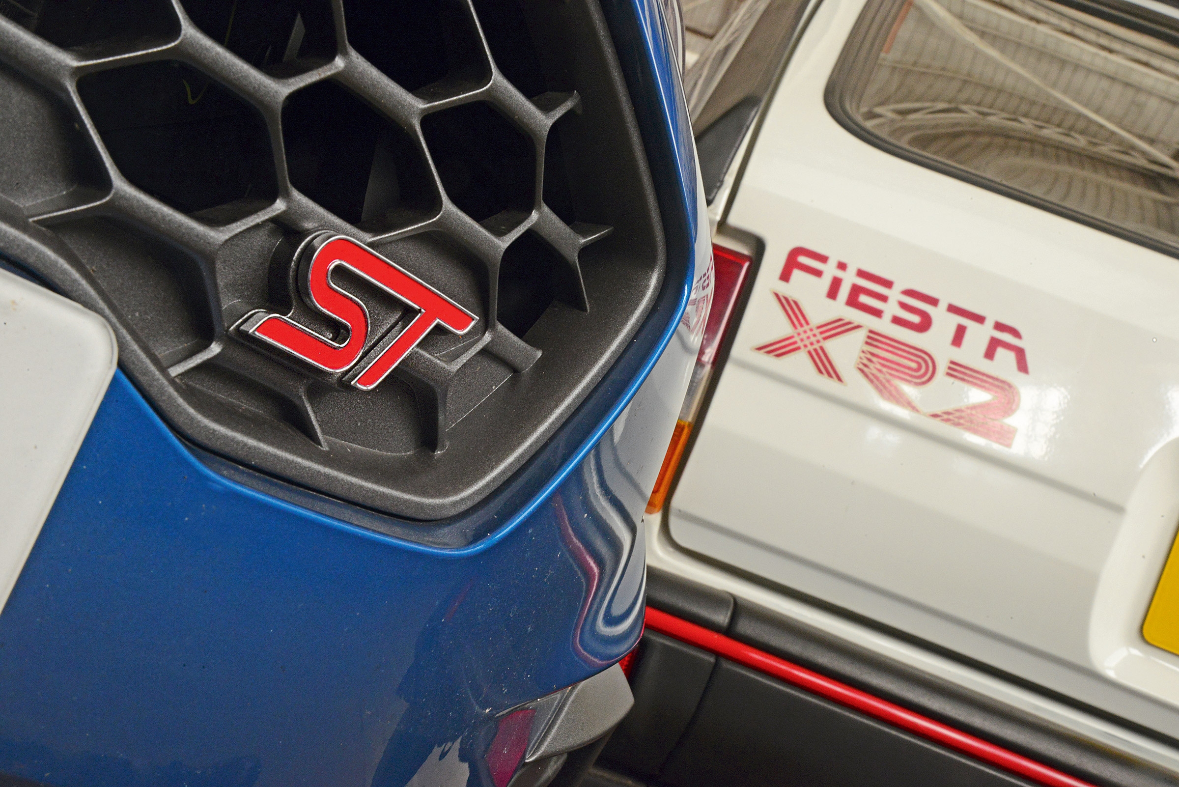 Ford Fiesta XR2 vs Ford Fiesta ST