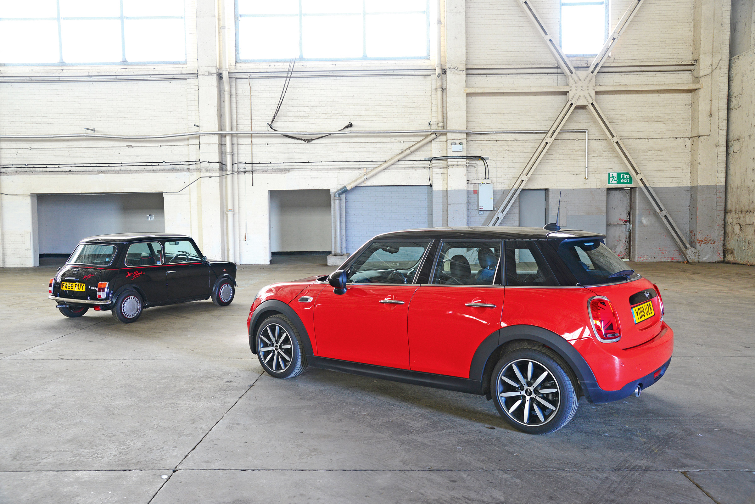 MINI Jet Black vs MINI Cooper 5dr - head-to-head