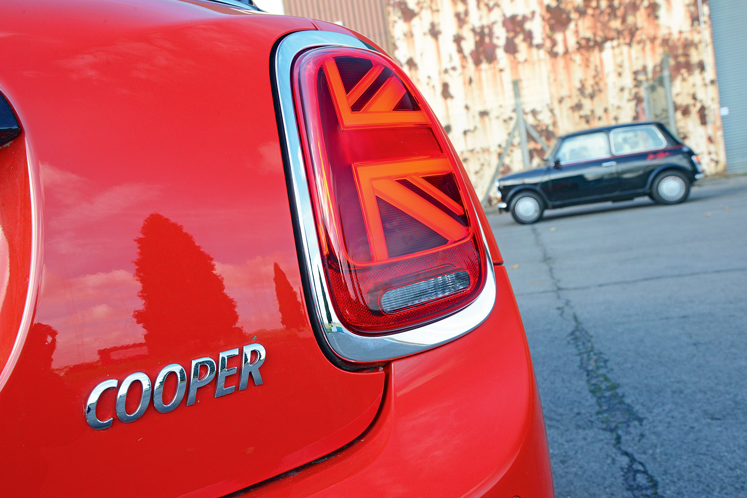 MINI Cooper 5dr - rear light