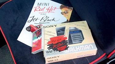 MINI Jet Black