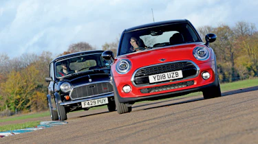 MINI Jet Black vs MINI Cooper 5dr - header