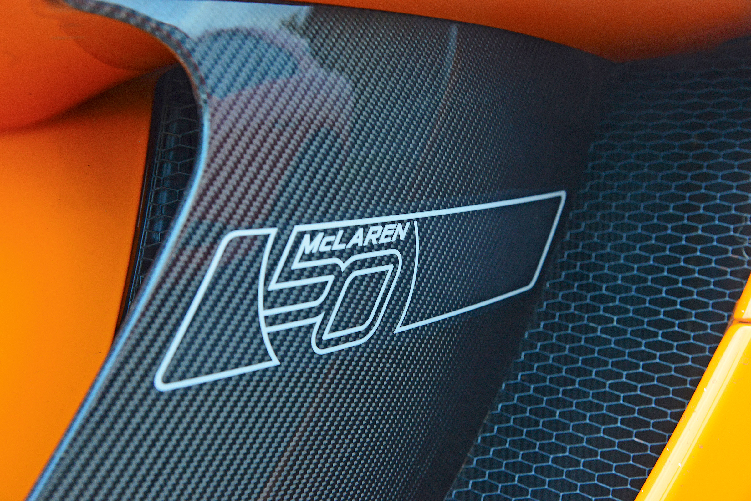 McLaren 12C Spider - detail