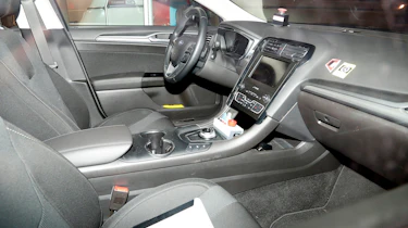 Ford Mondeo Hybrid Estate - spy interior