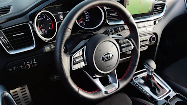 kia proceed gt prototype interior steering wheel