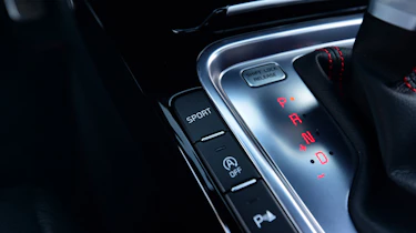 kia proceed gt prototype interior switchgear
