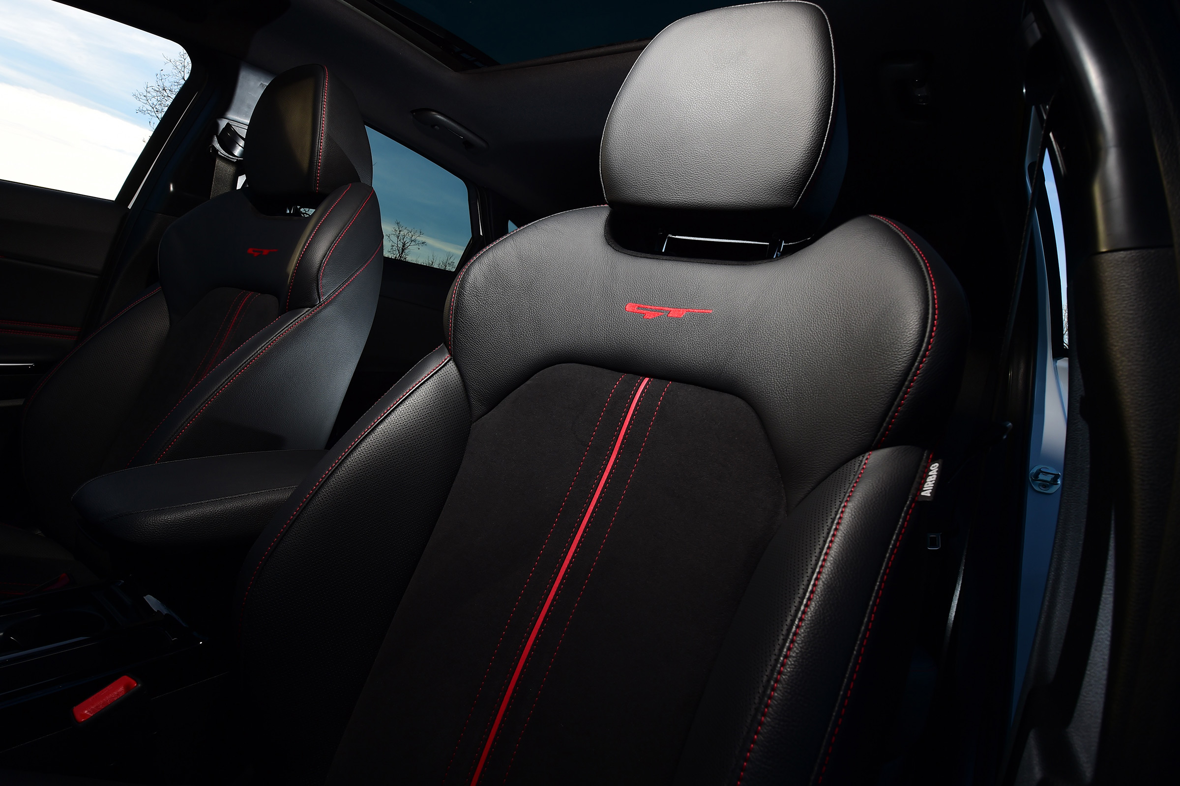 kia proceed gt prototype interior seats