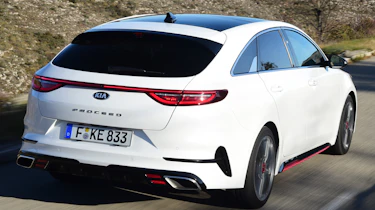 kia proceed gt prototype tracking rear