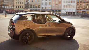 BMW i3 120Ah - side tracking