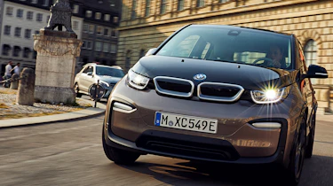 BMW i3 120Ah - front cornering