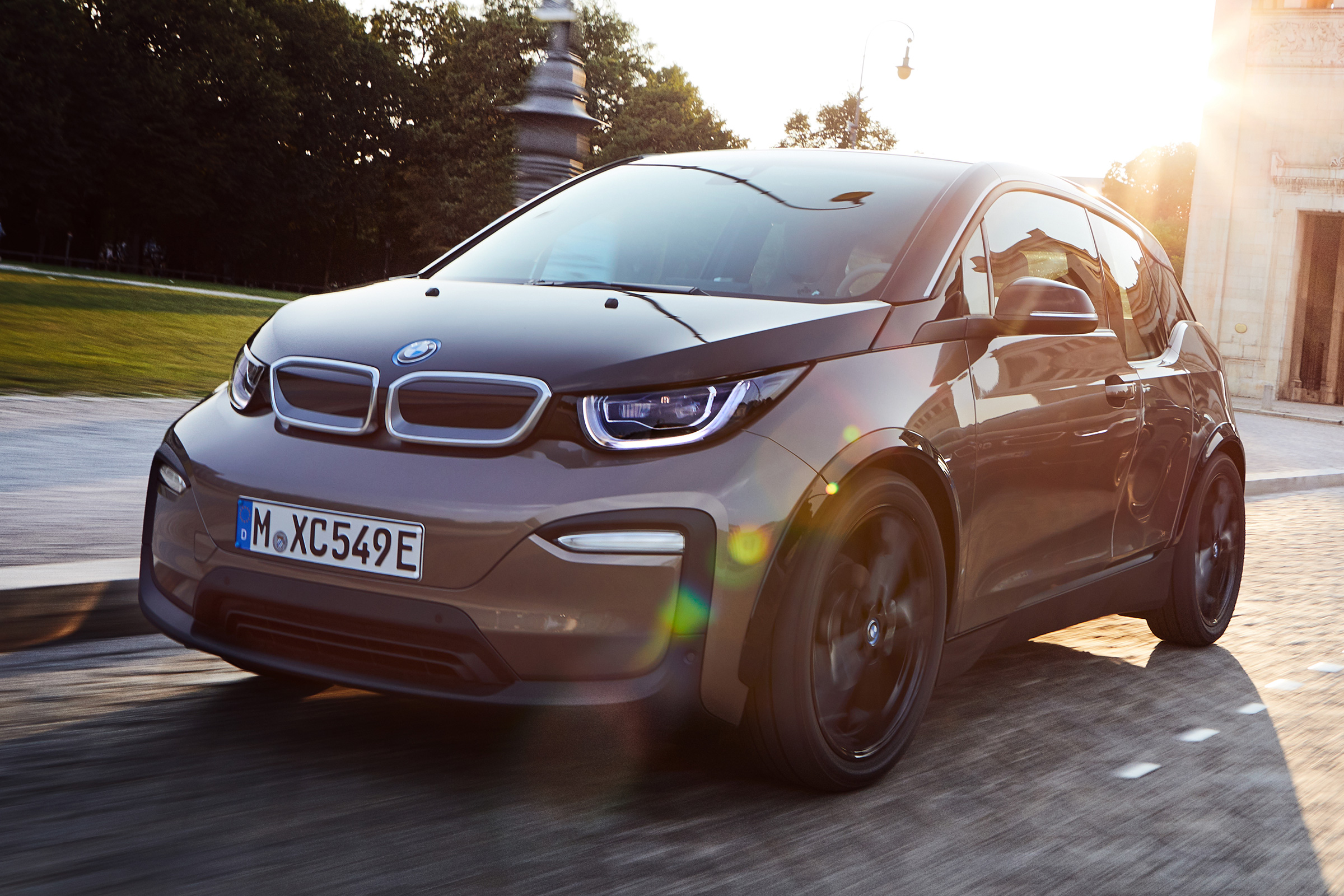 BMW i3 120Ah - front tracking