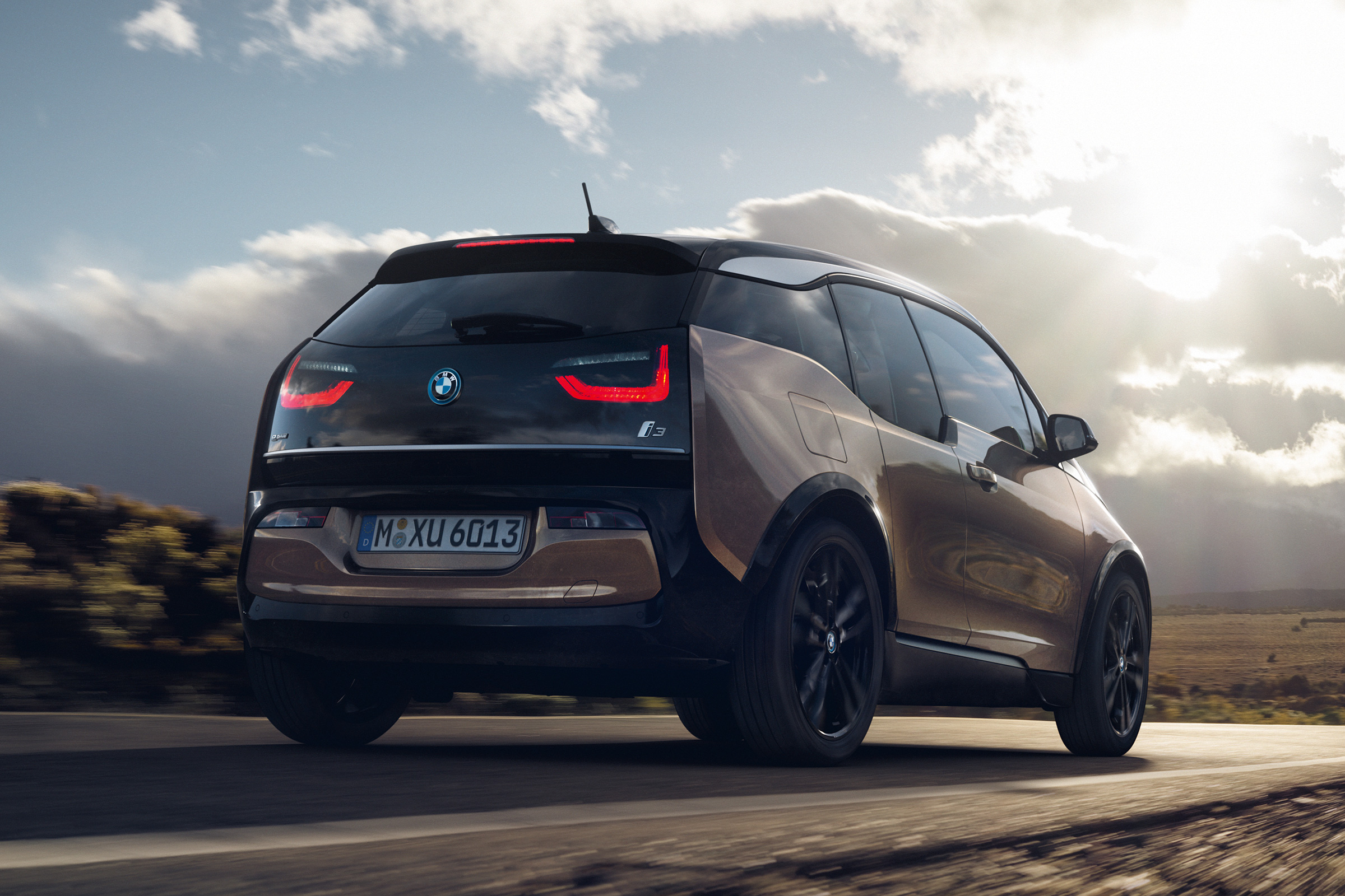 BMW i3 120Ah - rear static
