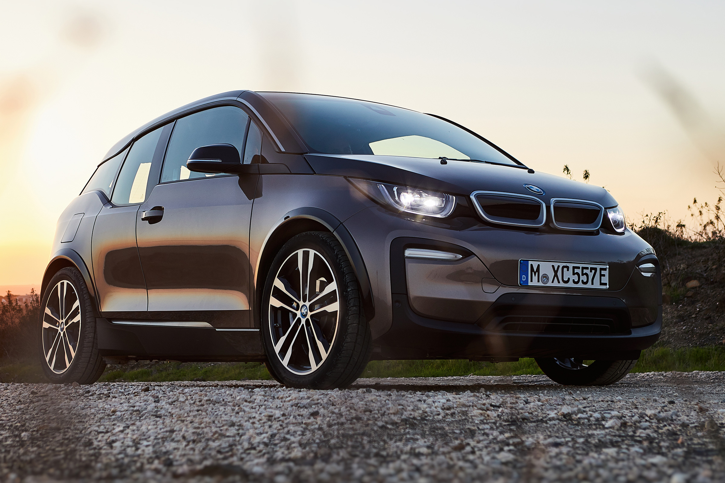 BMW i3 120Ah - front static