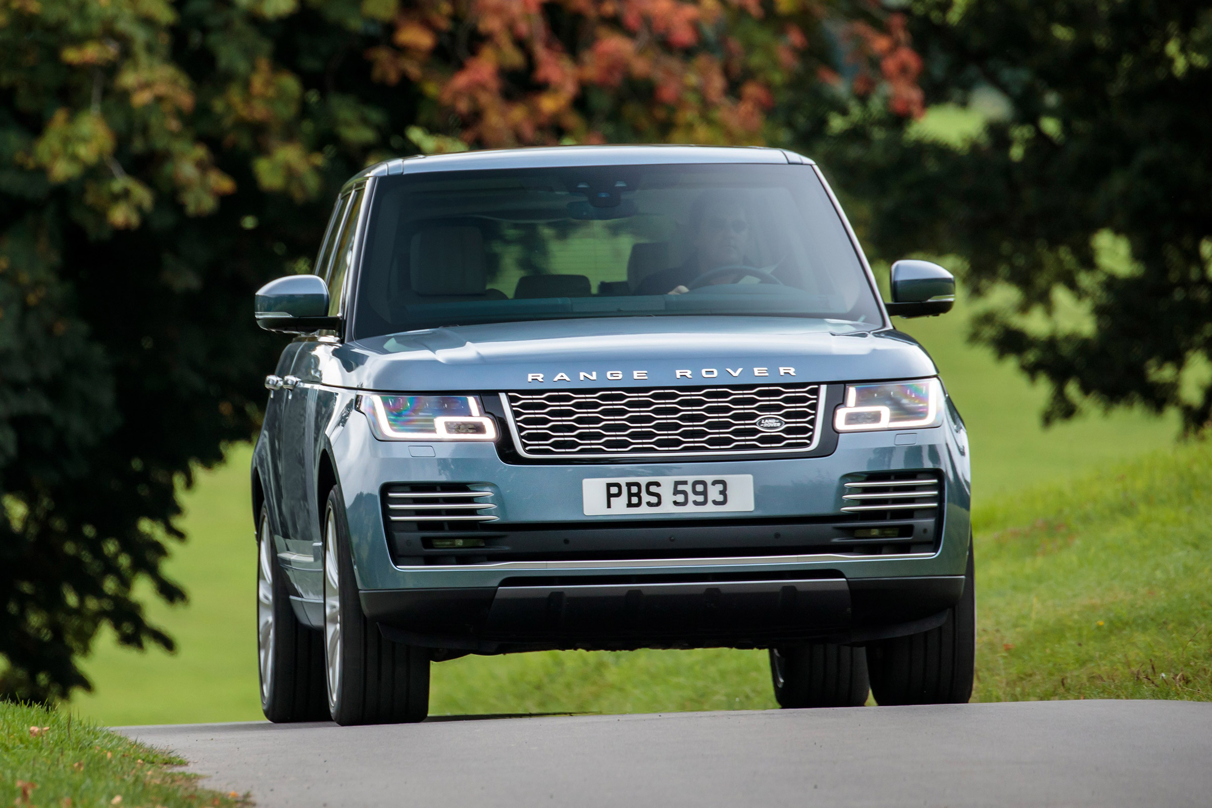 Range Rover SDV8 - front