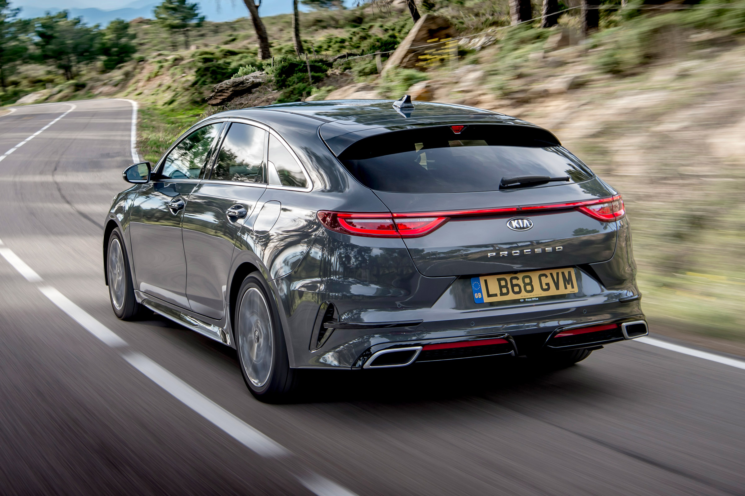 Kia Proceed - rear