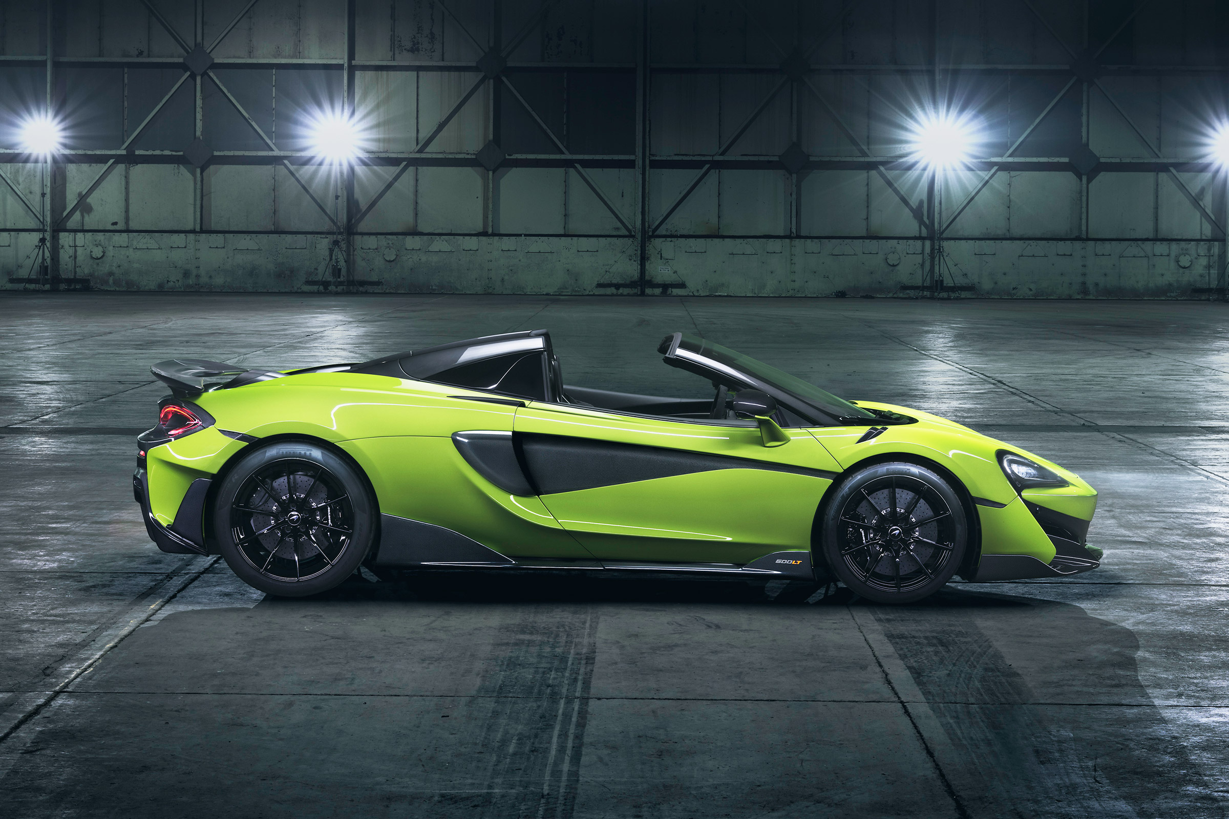McLaren 600LT Spider - side